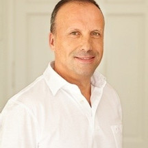 Uwe W. Petrus