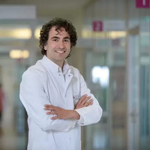 Dr. med. Amir Farhang Gharagozlou