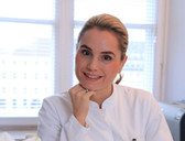 Dr. med. Sarah von Isenburg
