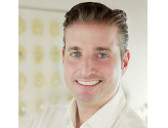 Dr. med. Aschkan Entezami
