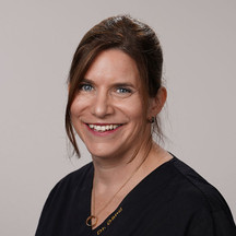 Dr. Dania Gäng