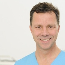 Dr. med. Michael Wrobel