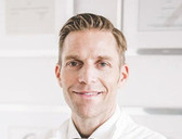 Dr. med. Daniel Sattler