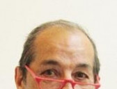 Dr. med. Akos Hargittay