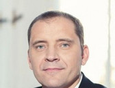 Dr. med. James H. Völpel