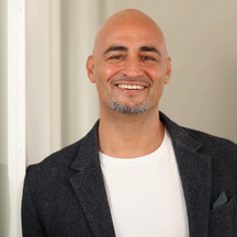 Dr. med. Amir Razzaghi