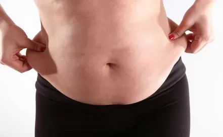 Bauch vor Liposuktion