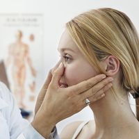 Was sind mögliche Komplikationen einer Nasen OP?
