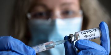 Ist Hyaluronsäure ein Problem bei der COVID-19 Impfung?