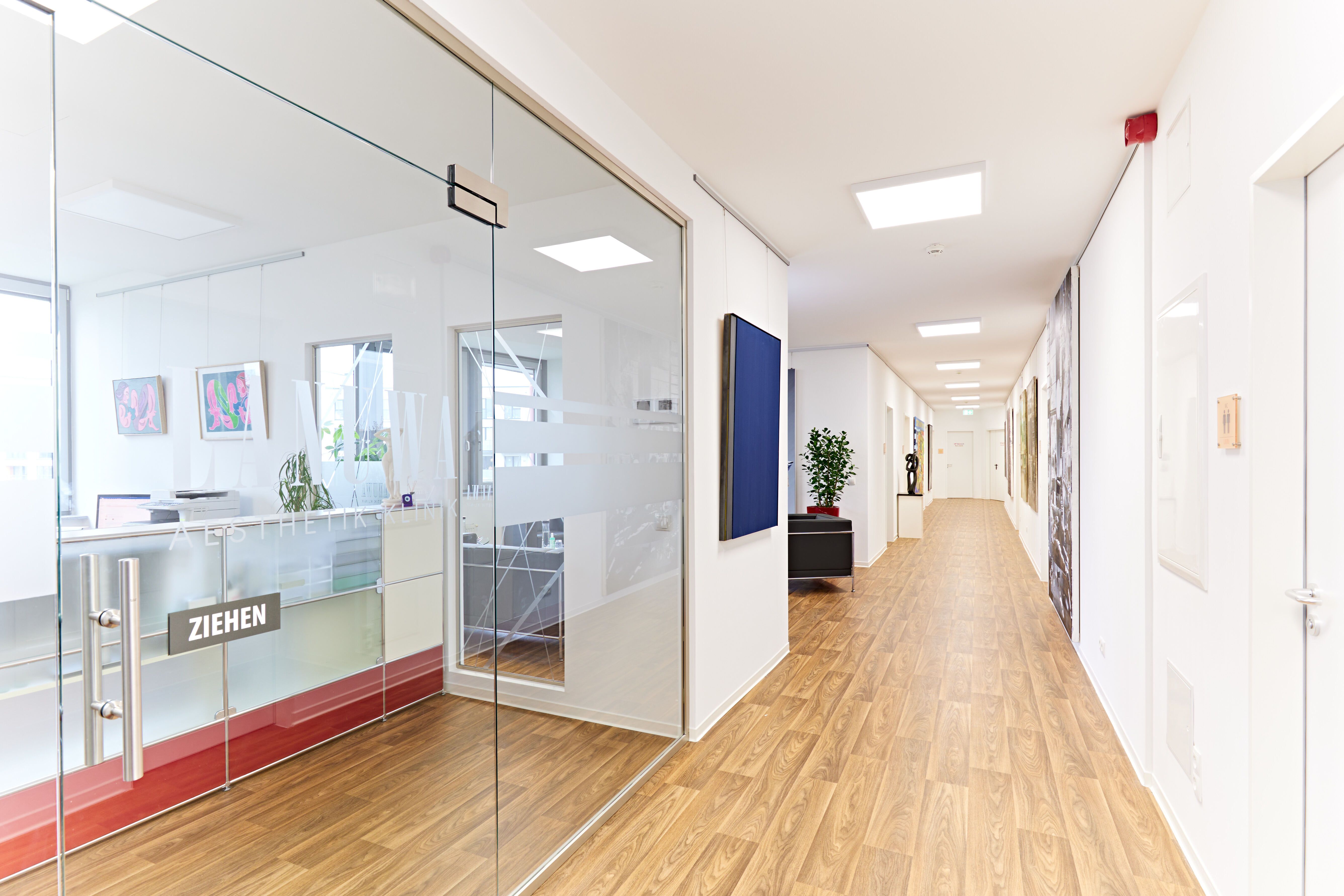 Lanuwa Aesthetik Klinik - Estheticon.de