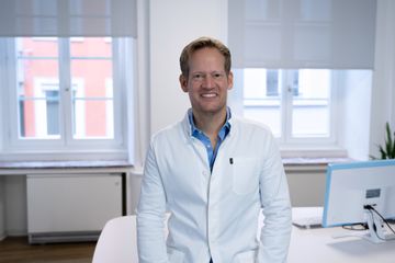 Dr. Gunnar Hübner