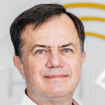 Dr. med. Janos Hankiss