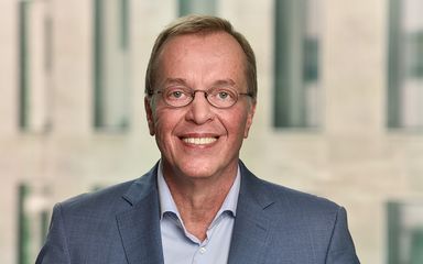 Dr. Burkhard Dippe