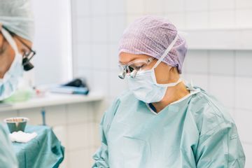Dr. med. Laura Tomala