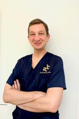 dr-kremer-thum-schoenheitschirurg-fuer-bauchstraffungen-in-berlin