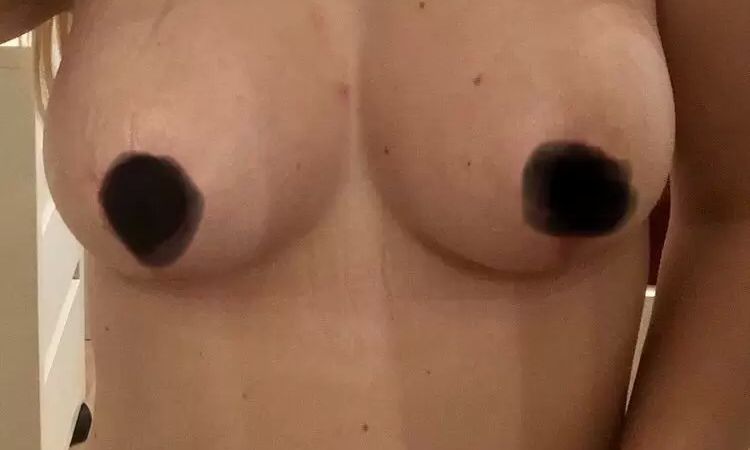 27284