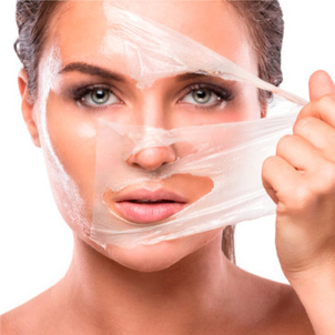 Unabhängig von der Art des Peelings sollte die Haut darauf vorbereitet werden