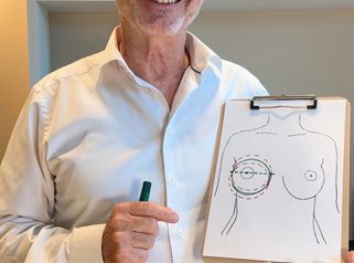 Endoskopische Brustvergrößerung: die optimale Implantatplatzierung
