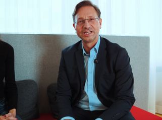 Patientin nach Brustvergrößerung